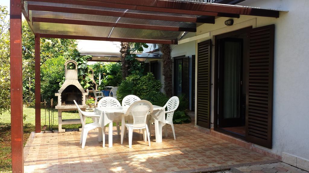 Apartments Lana Umag Ruang foto
